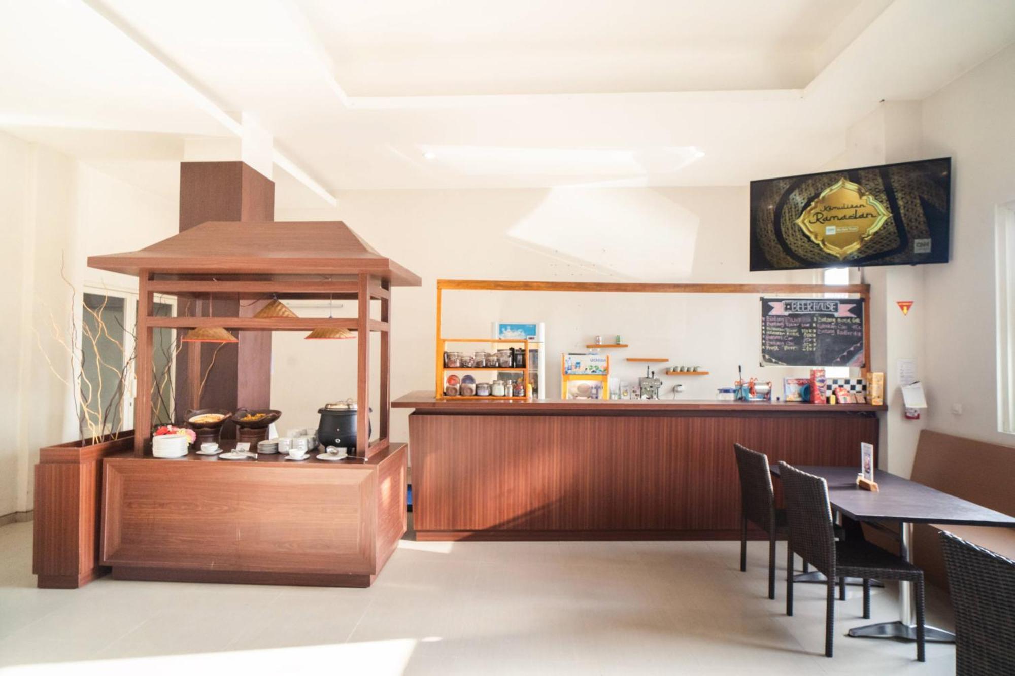 Midtown Xpress Sampit - Kalimantan Tengah Екстериор снимка