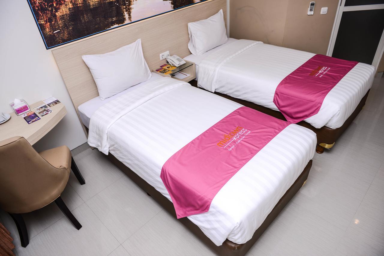 Midtown Xpress Sampit - Kalimantan Tengah Екстериор снимка